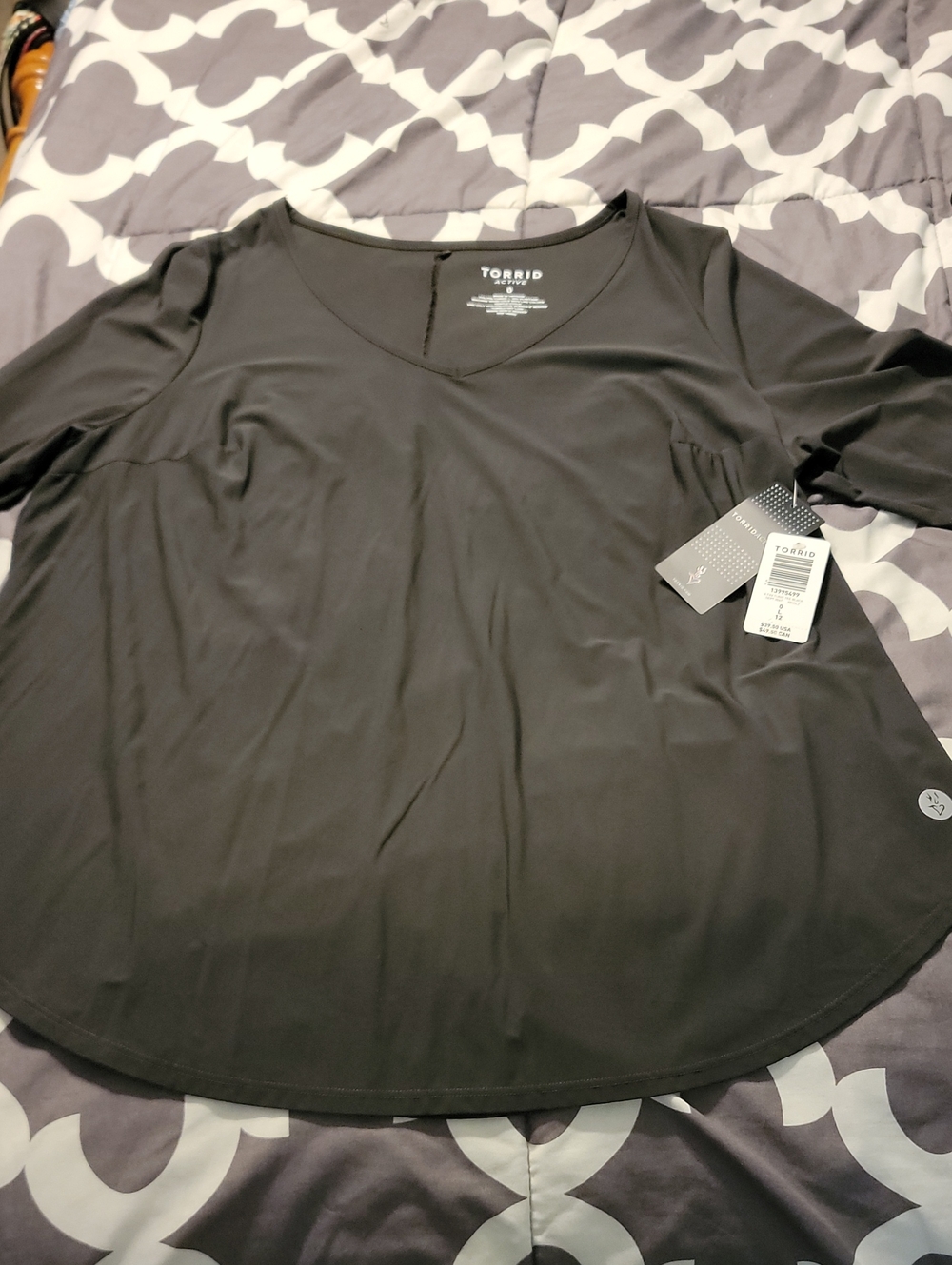 torrid Black Size 0 Scoop Neck Active 3/4 Sleeve Top NWT TUNIC TEE